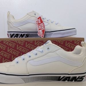 NWT Vans Marshmallow Old Skool Shoes
